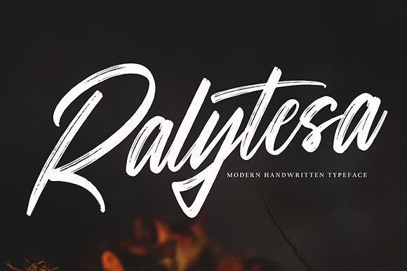 Ralytesa: A Handwritten Brush Script for Creative Projects